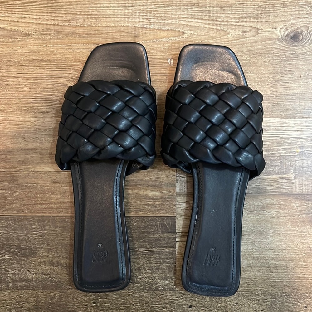 Black Sandals (H&M)